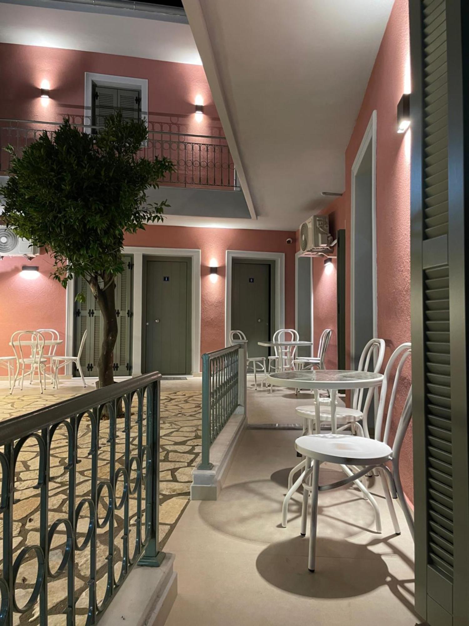 Anax Apartments Párga Exterior foto